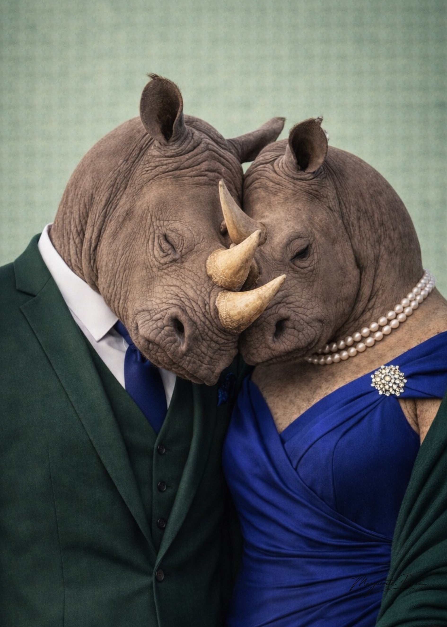 Trois portraits de rhinocéros fusionnant puissance ancestrale et douceur inattendue dans un univers vert poudré par Marguerite P.