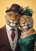 Portraits élégants de léopard par Marguerite P. sur fond doré, symbolisant douceur et sérénité