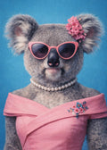 Femelle Koalas fusionnant puissance ancestrale et douceur inattendue dans un univers bleu poudré par Marguerite P.
